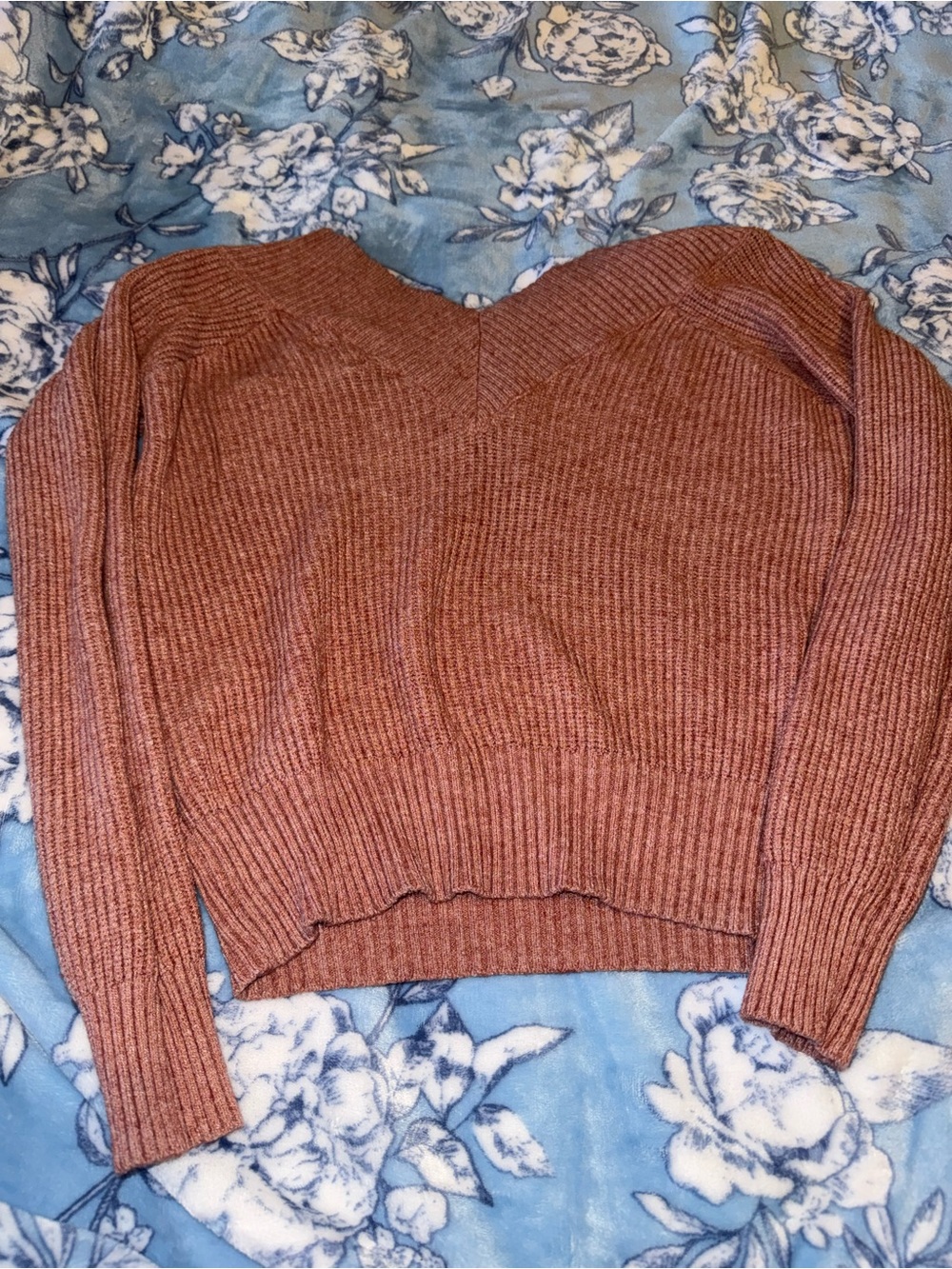 Rib-Knit V-Neck Women's Sweater in Rust size S